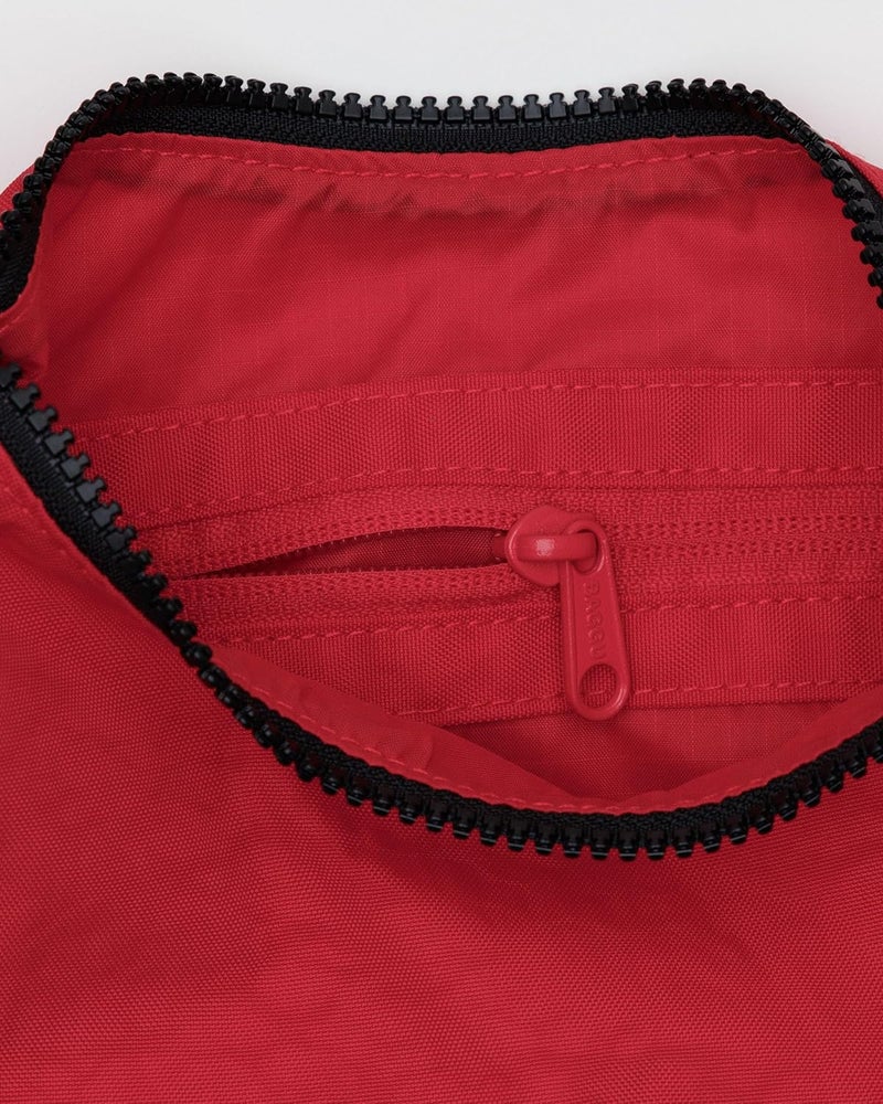 BAGGU Small Nylon Crescent Bag - Image 3
